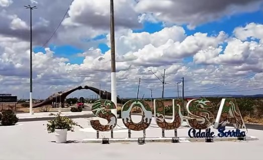 [Imagem da Região do Vale dos Dinossauros]